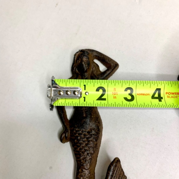 Cast Iron rustic Coastal Mermaid nautical/beach wall hook, antique brown finish - Picture 6 of 7